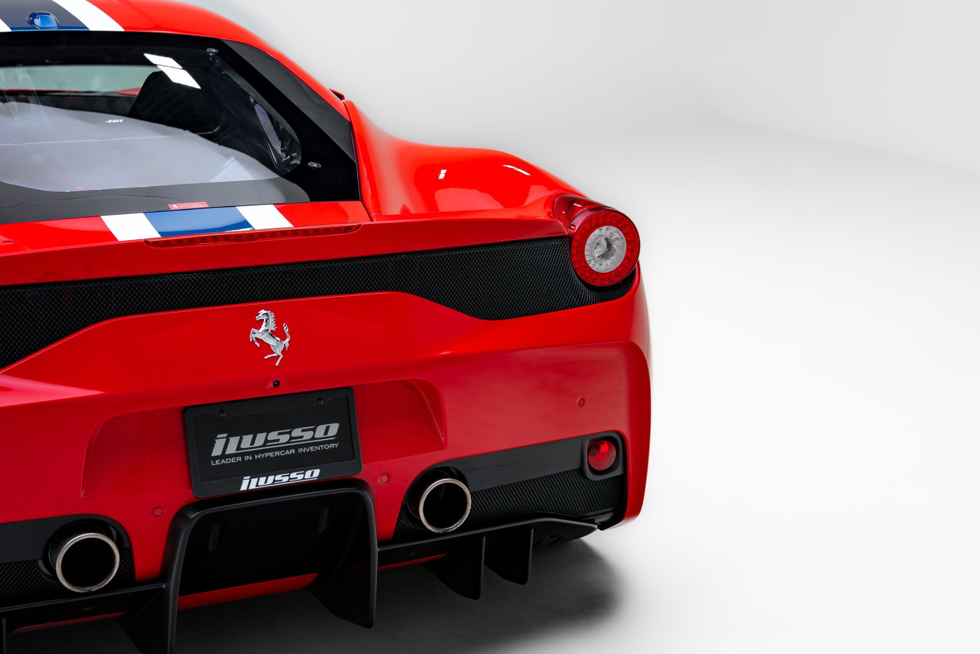 Used 2015 Ferrari 458 Speciale Coupe RWD image 35