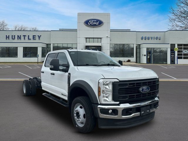 Certified 2024 Ford F550 2WD Crew Cab Super Duty image 3