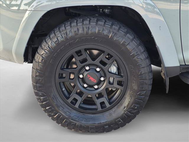 Certified 2023 Toyota 4Runner TRD Off-Road Premium w/ Moonroof Package AWD/4WD image 24