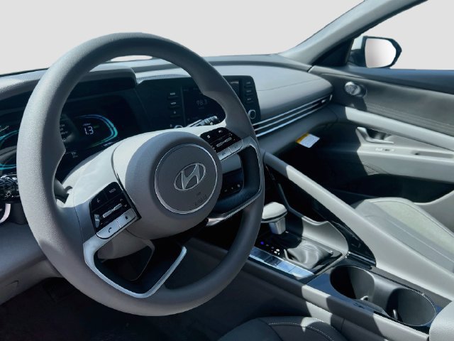 New 2026 Hyundai Elantra Hybrid FWD image 12