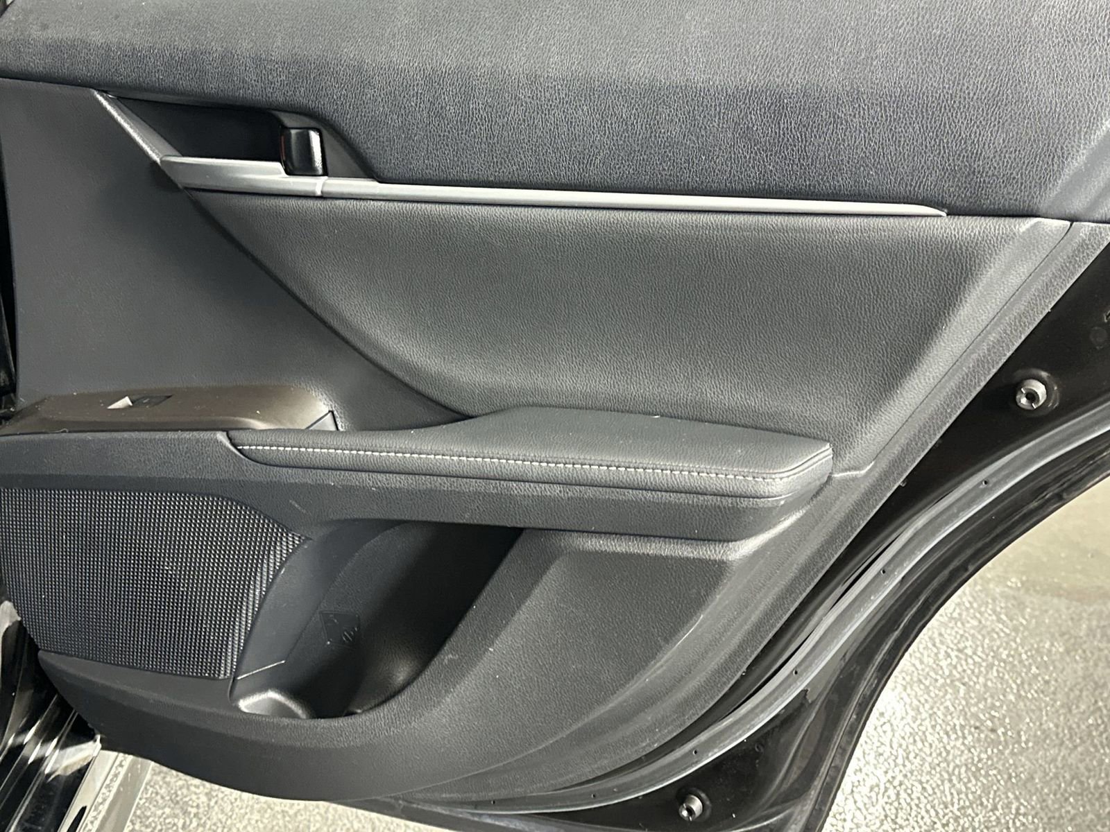 Used 2023 Toyota Camry XSE w/ Navigation Package image 36