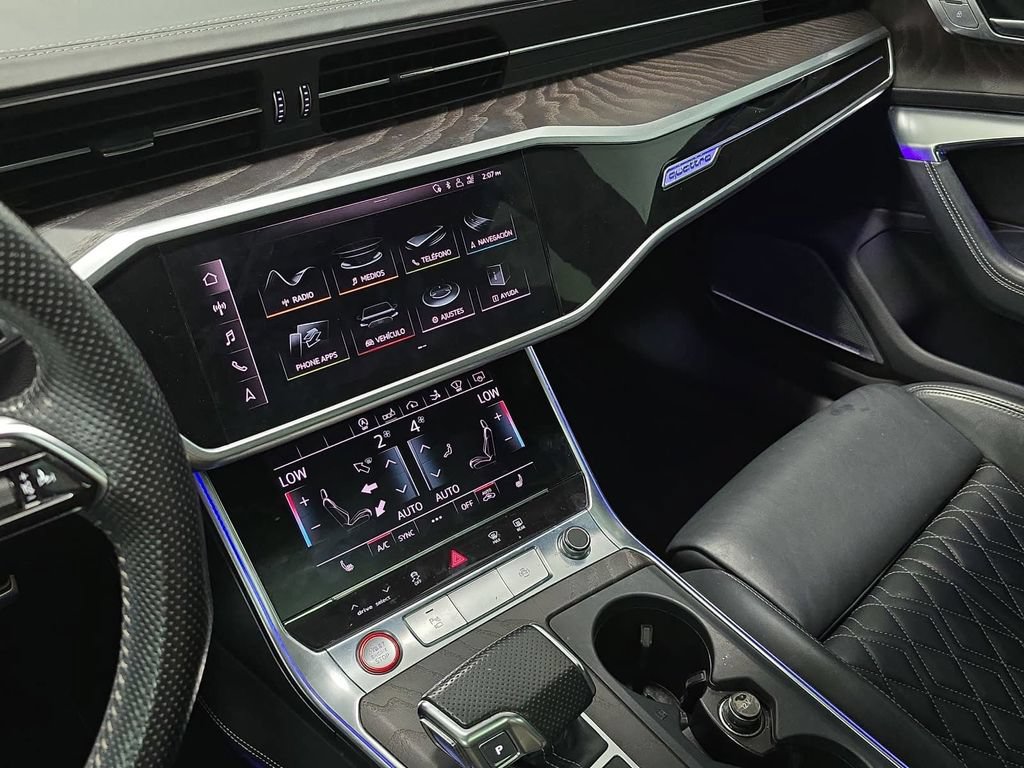 Used 2020 Audi S7 Prestige w/ Prestige Package AWD/4WD image 15