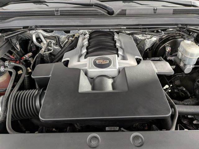 Used 2017 Cadillac Escalade ESV Premium Luxury image 35
