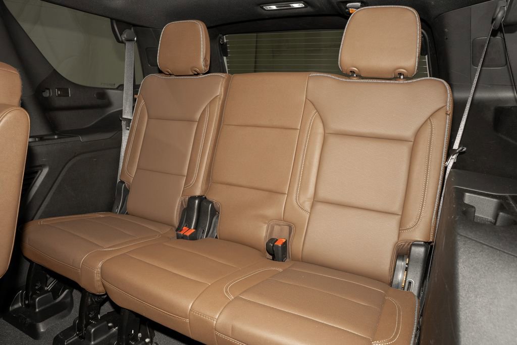 Used 2023 Chevrolet Tahoe High Country w/ Premium Package 2 image 11