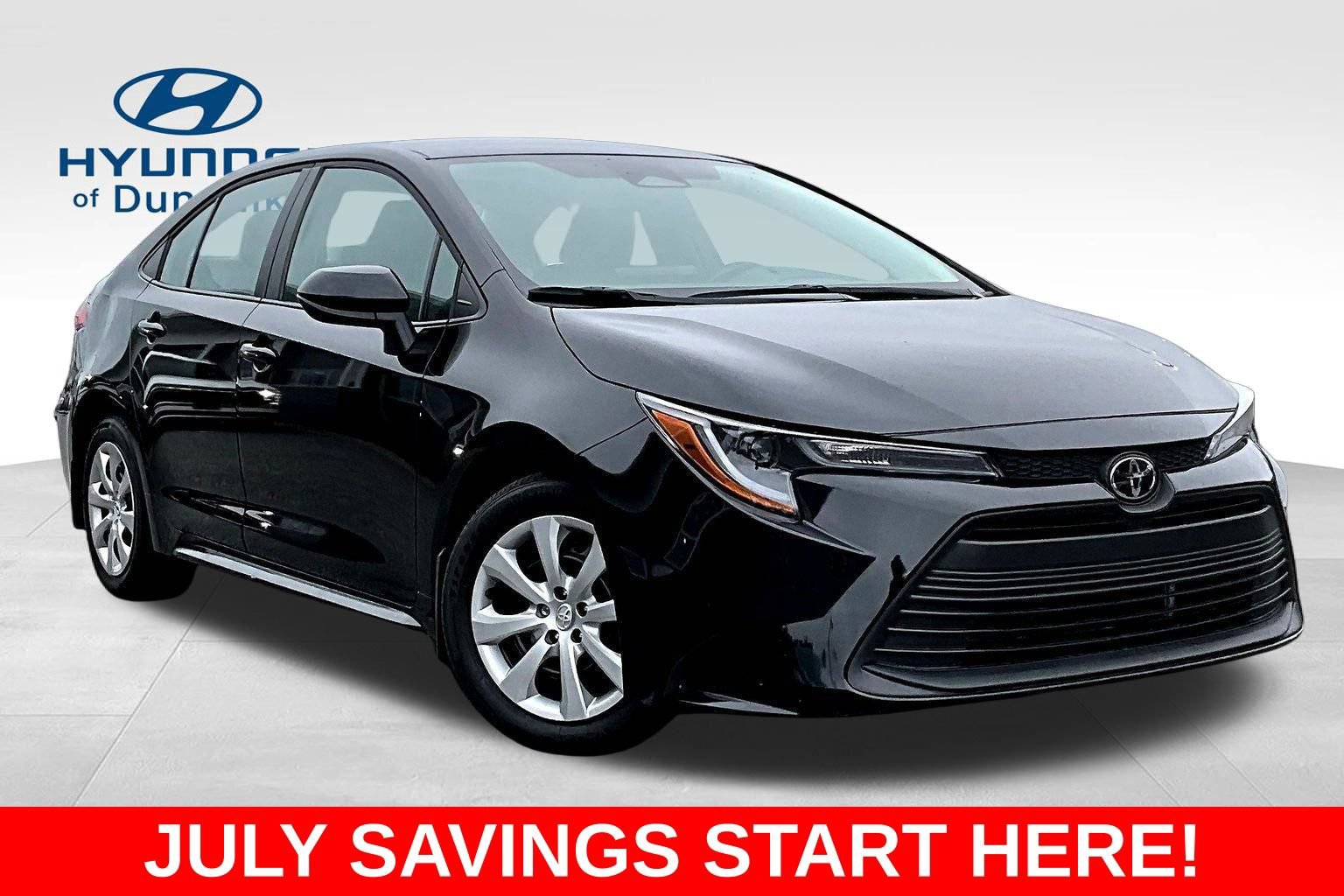 Used 2026 Toyota Corolla LE FWD image 2