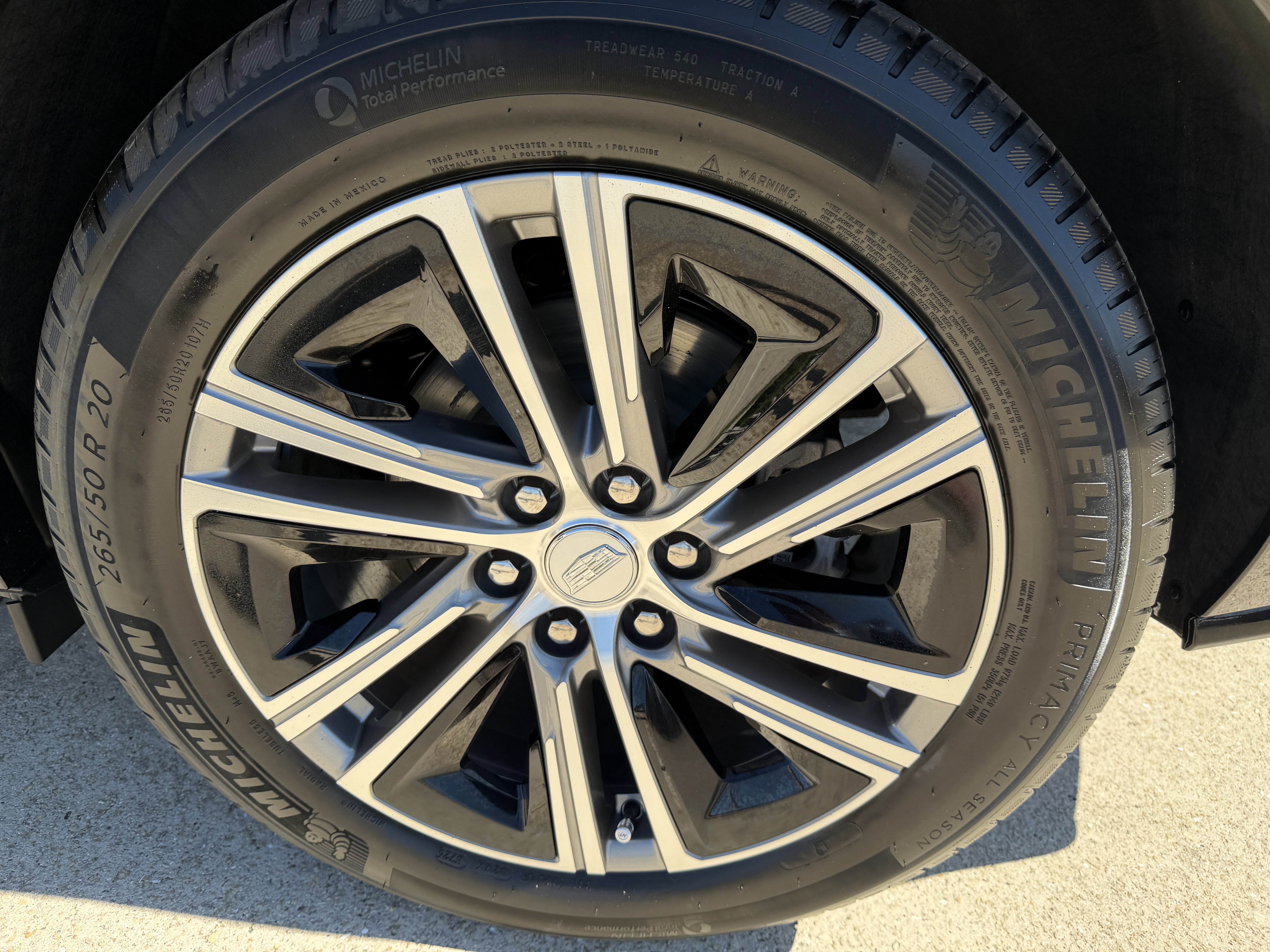 New 2026 Cadillac Lyriq Luxury image 30