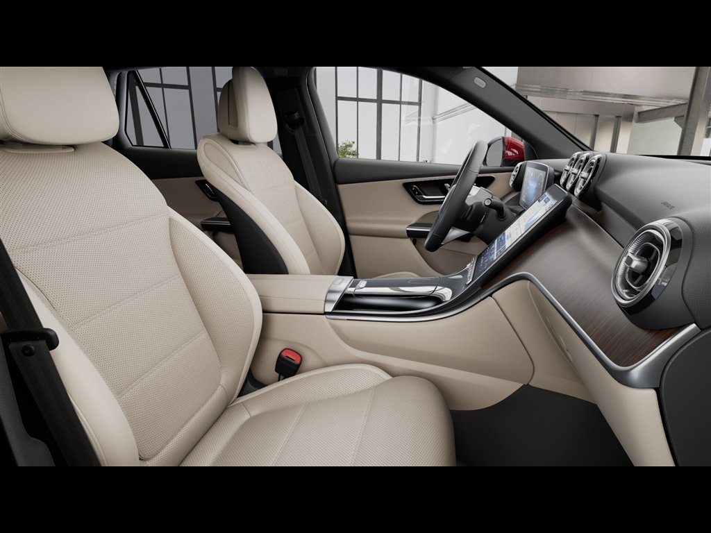 Certified 2026 Mercedes-Benz GLC 300 4MATIC image 39