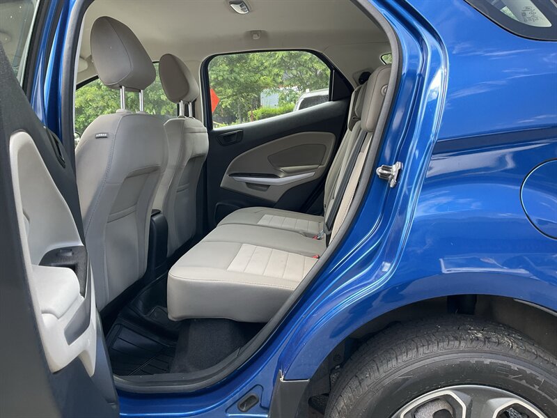 Used 2019 Ford EcoSport S AWD/4WD image 12