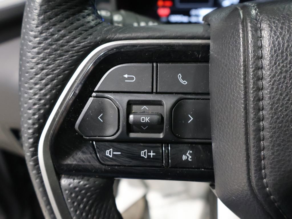 Used 2025 Toyota Tundra Platinum image 33