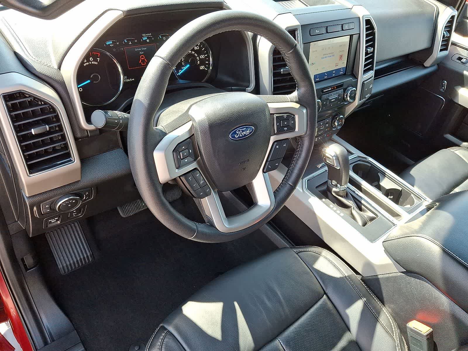 Used 2020 Ford F150 Lariat image 16