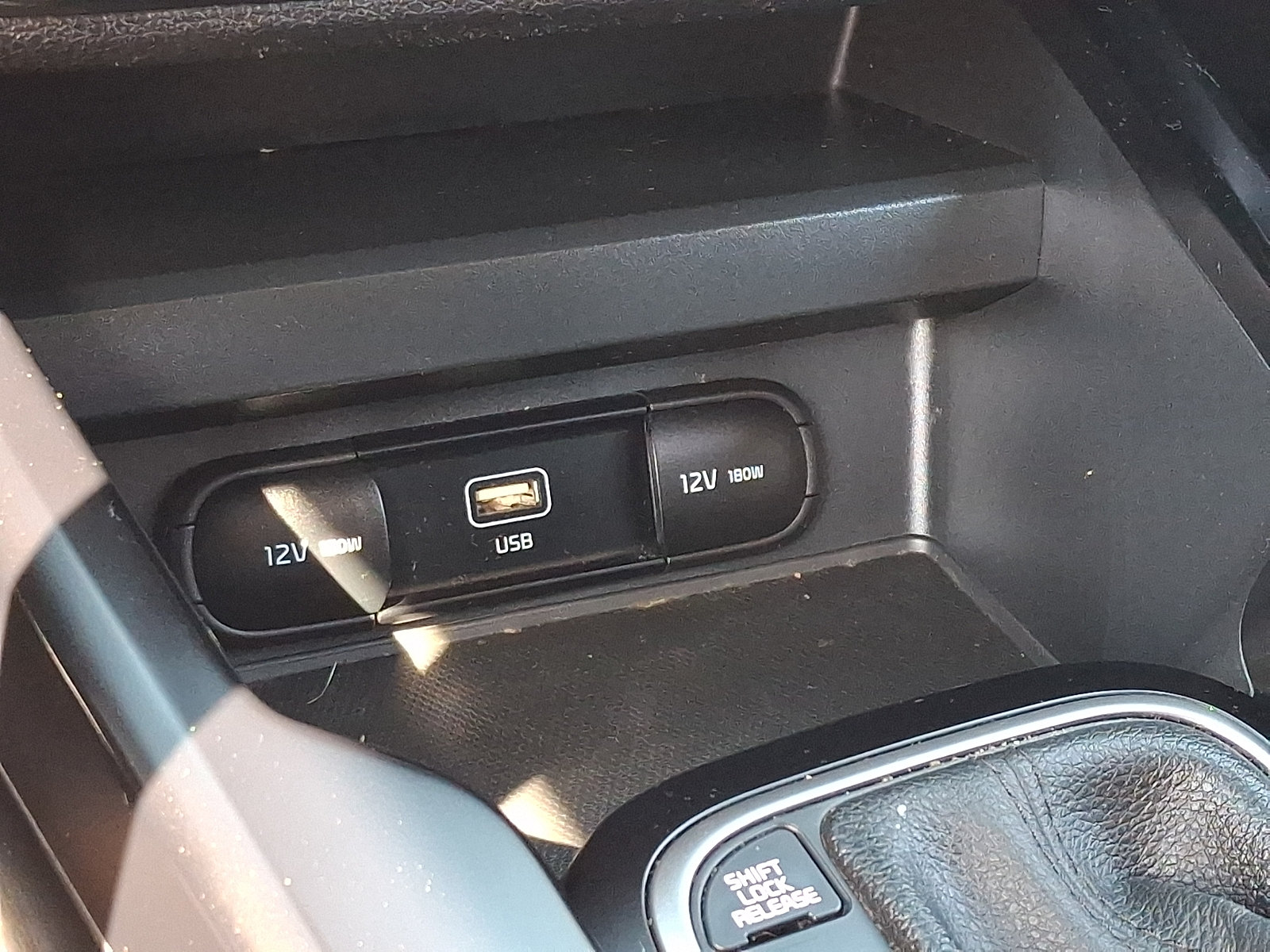 Used 2023 Kia Soul LX w/ LX Technology Package FWD image 26