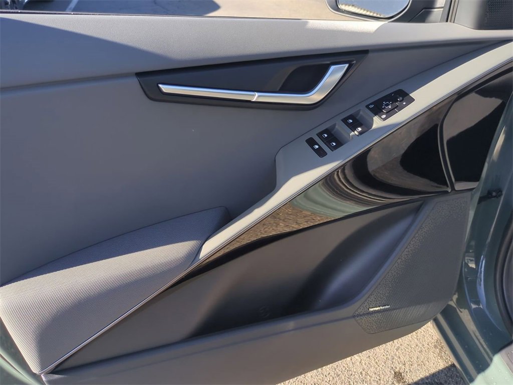 New 2026 Kia Niro EX image 22