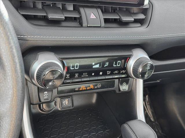 Used 2024 Toyota RAV4 XLE image 13