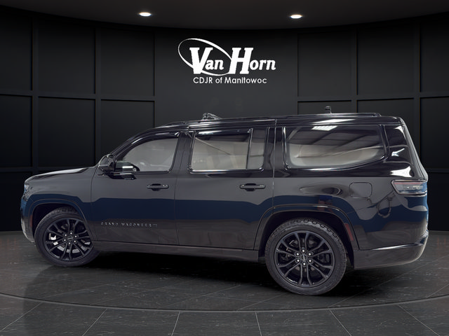 Used 2022 Jeep Grand Wagoneer Series II AWD/4WD image 4