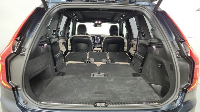Certified 2026 Volvo XC90 B6 Plus w/ Protection Package AWD/4WD image 42