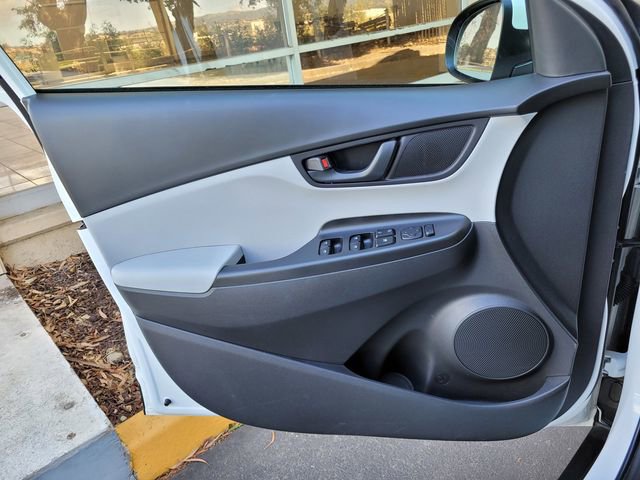 Certified 2023 Hyundai Kona SEL FWD image 25