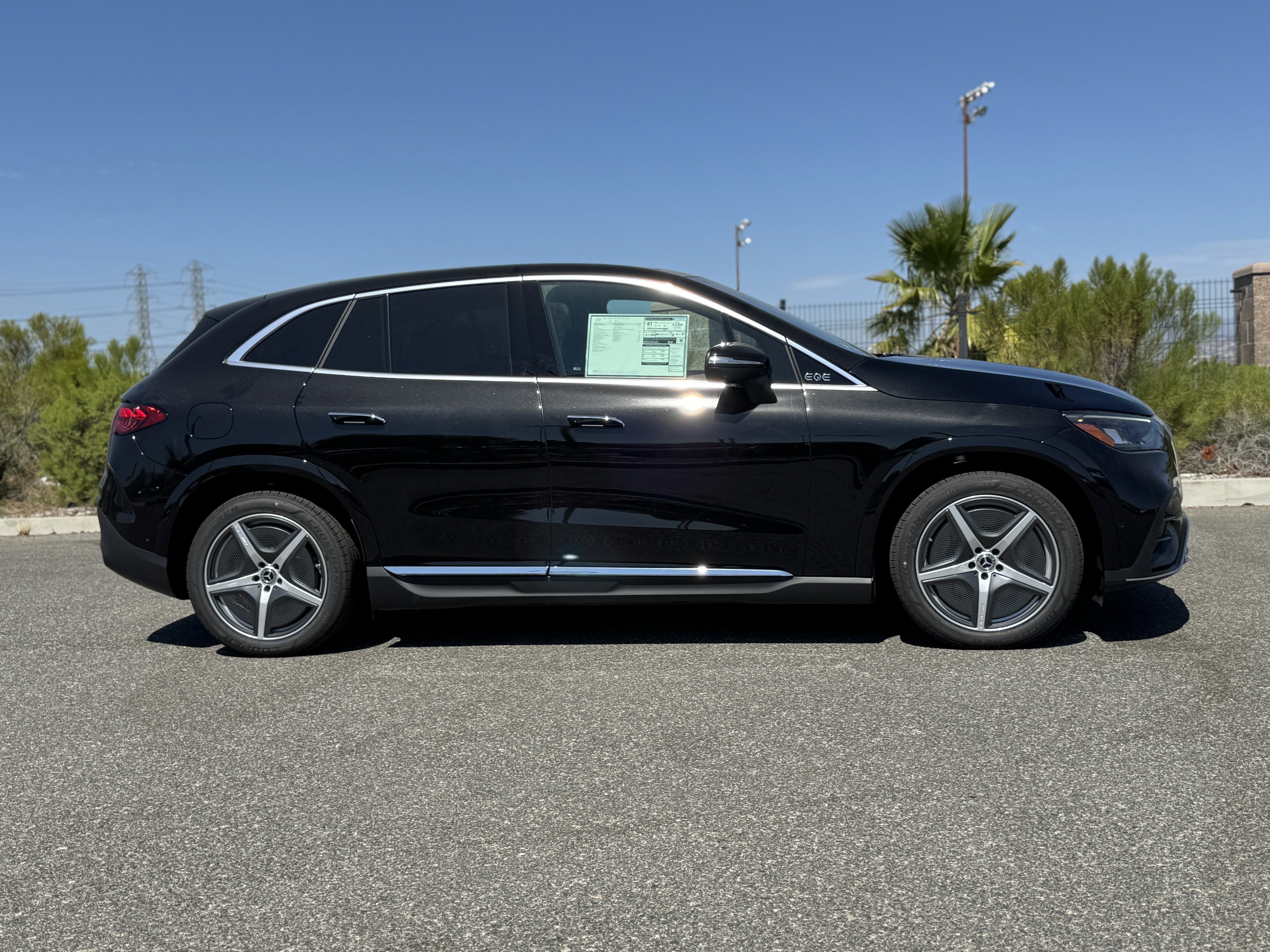 New 2026 Mercedes-Benz EQE 320 4MATIC SUV image 8