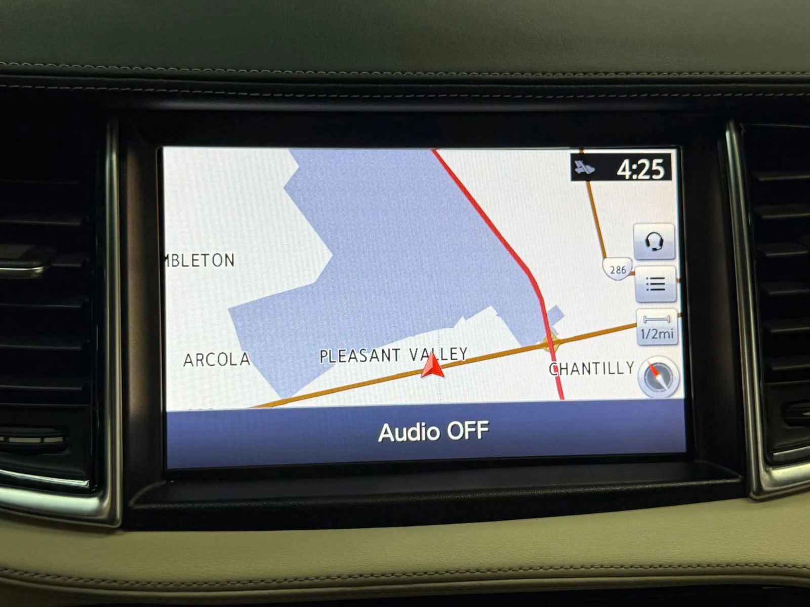 Used 2019 INFINITI QX50 Essential w/ Proassist Package image 32