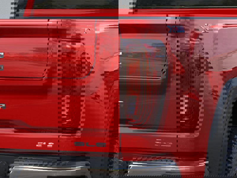 New 2026 GMC Sierra 2500 SLE image 12