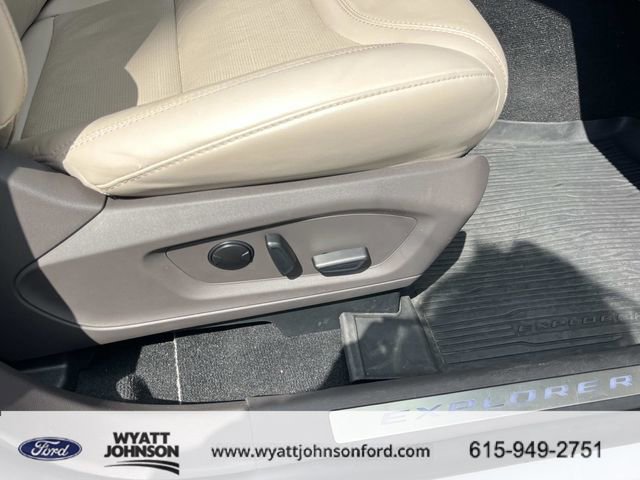 Certified 2023 Ford Explorer Platinum w/ Technology Package image 27