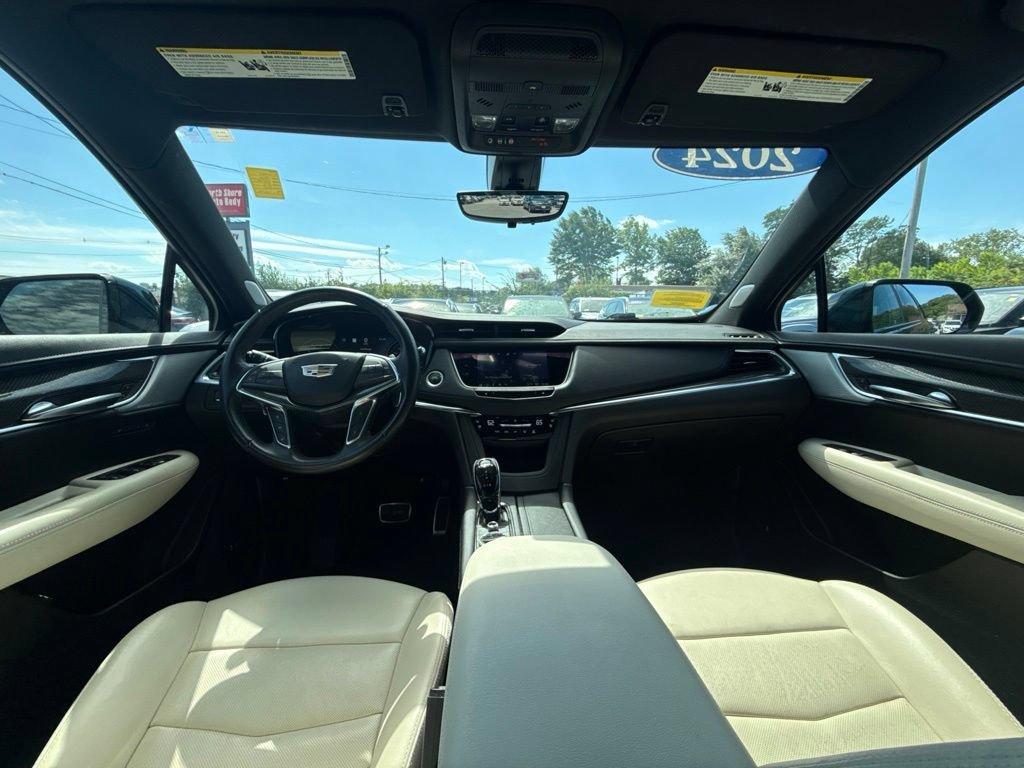 Used 2024 Cadillac XT5 Sportv w/ Technology Package AWD/4WD image 21