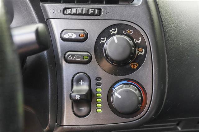 Used 2001 Honda S2000 image 16