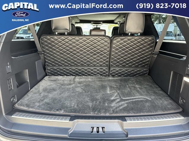 Used 2024 Lincoln Navigator L Black Label AWD/4WD image 16