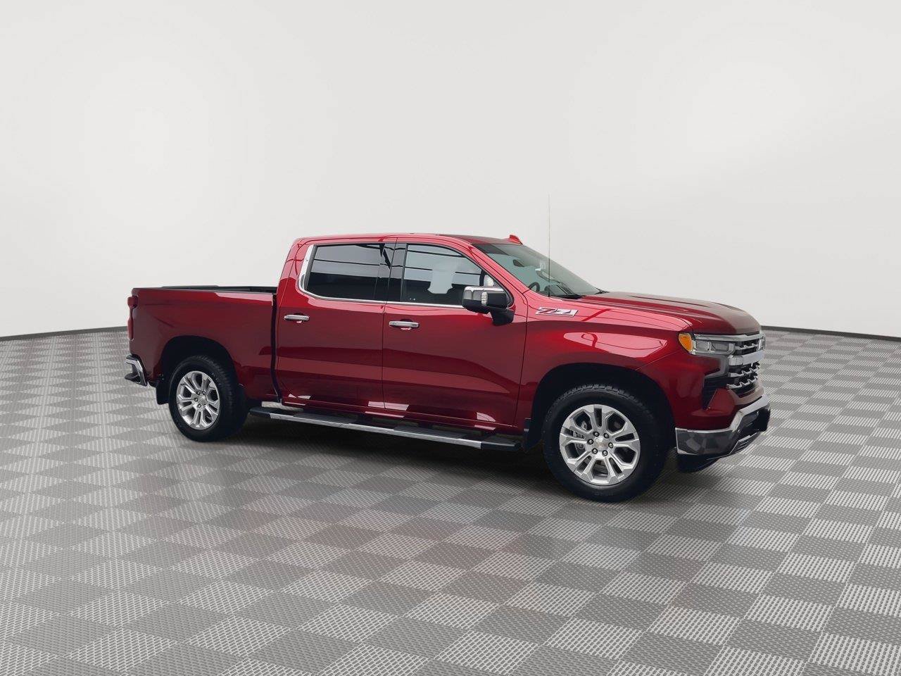 Certified 2024 Chevrolet Silverado 1500 LTZ AWD/4WD image 45
