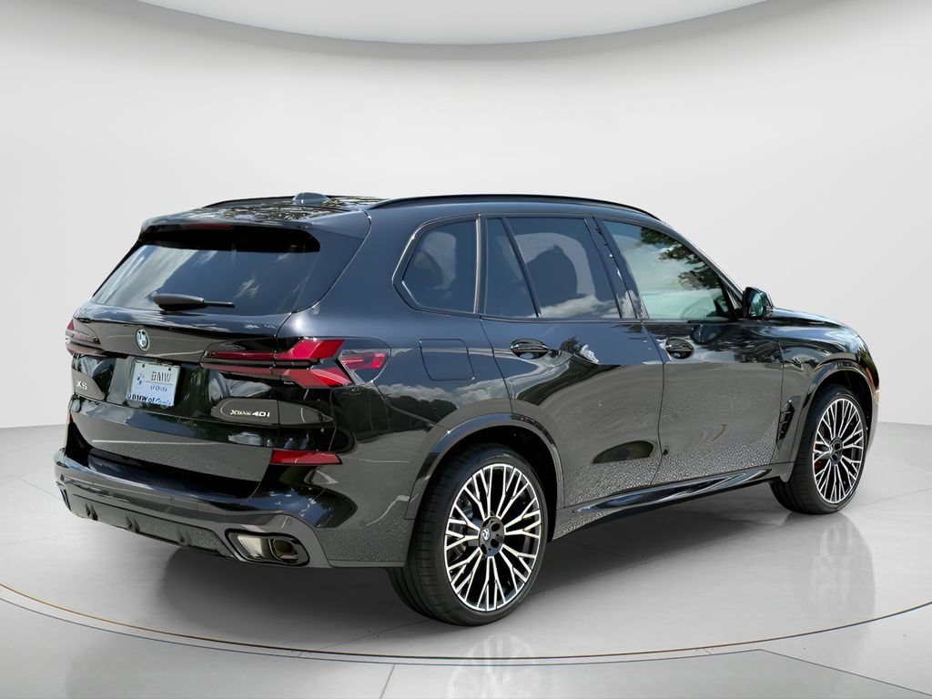 New 2026 BMW X5 xDrive40i w/ M Sport Package AWD/4WD image 5
