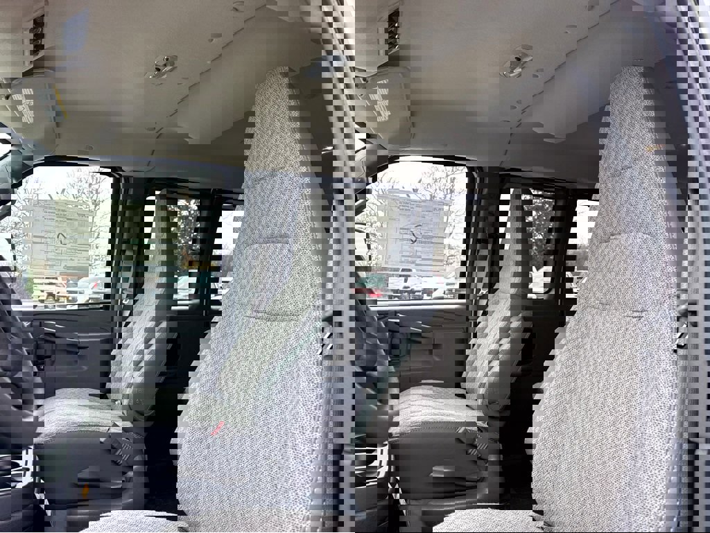 New 2025 GMC Savana 3500 LS image 9