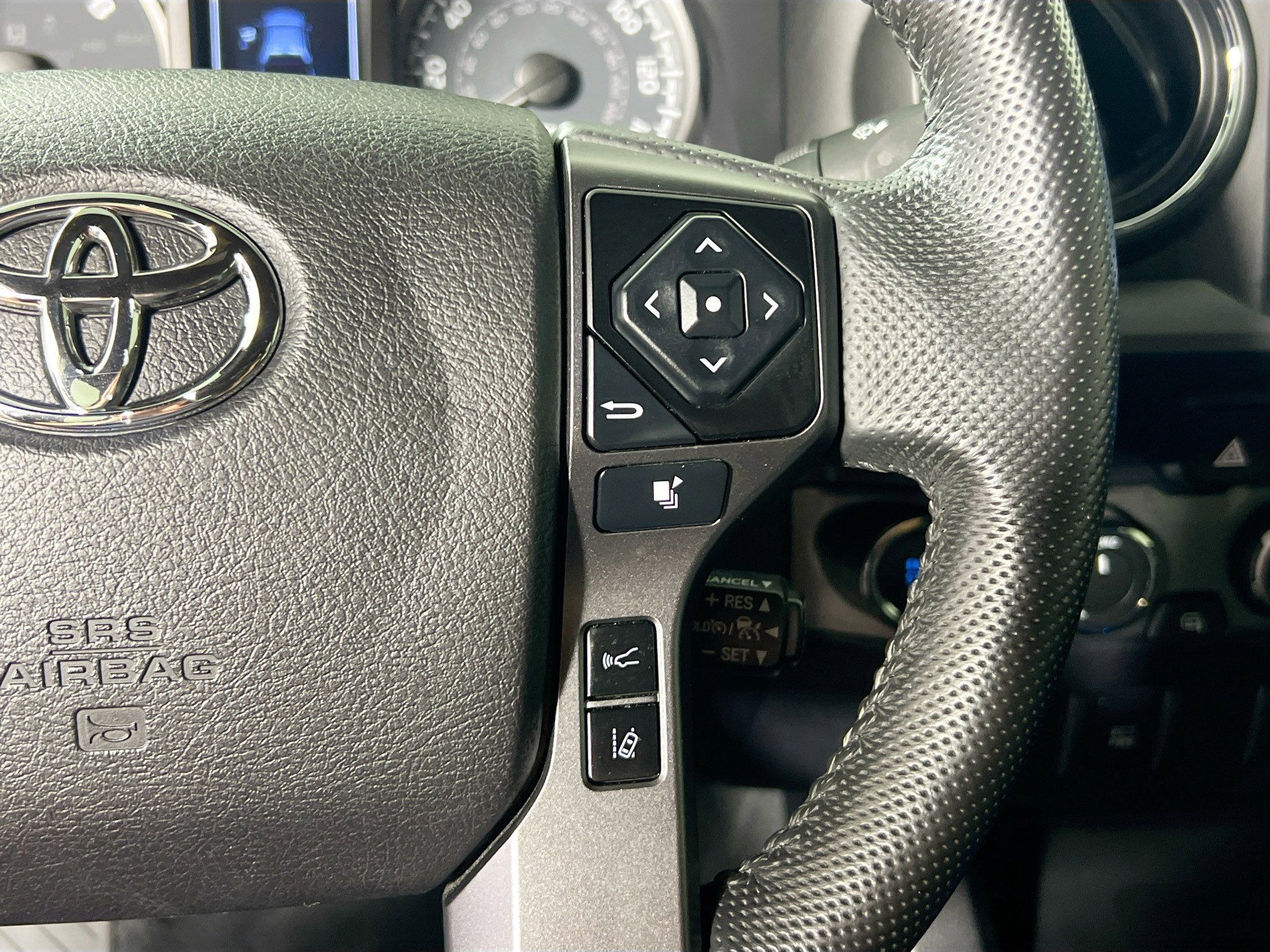 Used 2021 Toyota Tacoma TRD Off-Road image 19