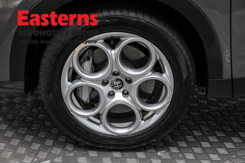 Used 2024 Alfa Romeo Tonale Sprint image 32