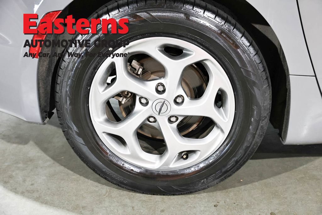 Used 2022 Chrysler Pacifica Limited FWD image 31