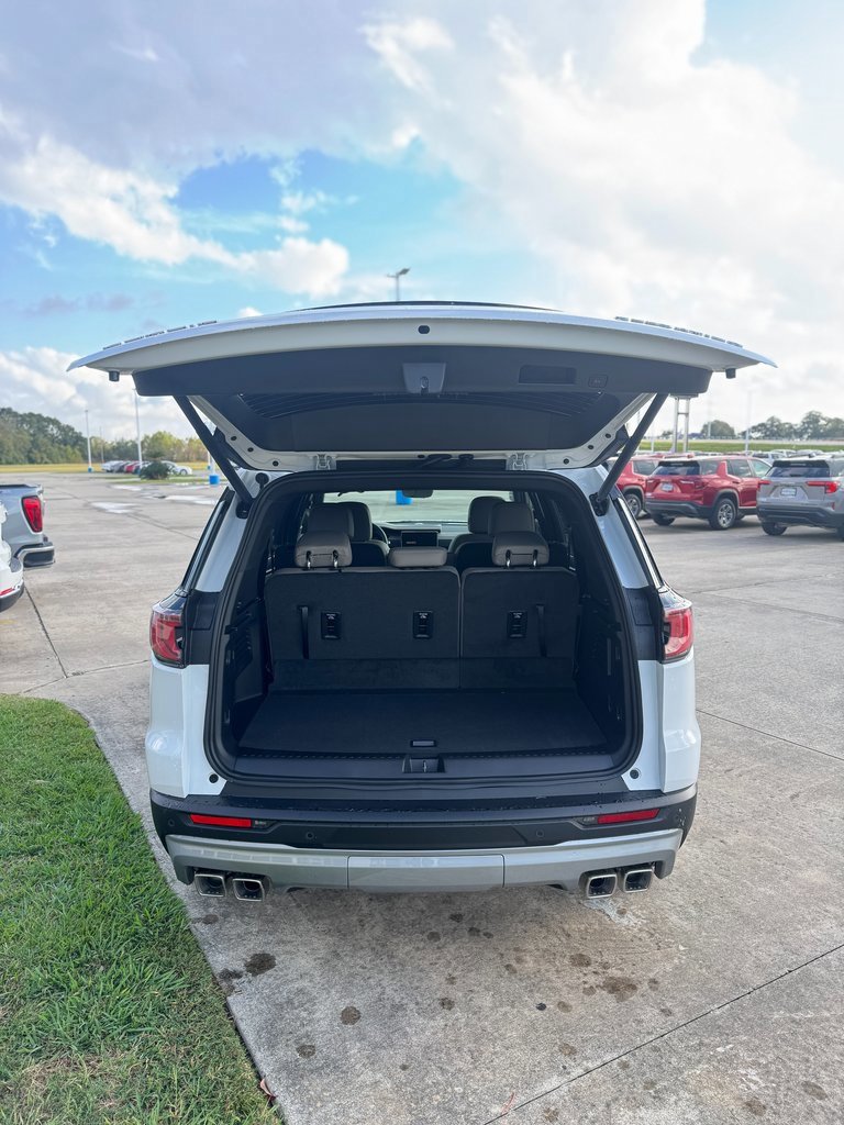 New 2026 GMC Acadia Elevation w/ Elevation Premium Package image 8