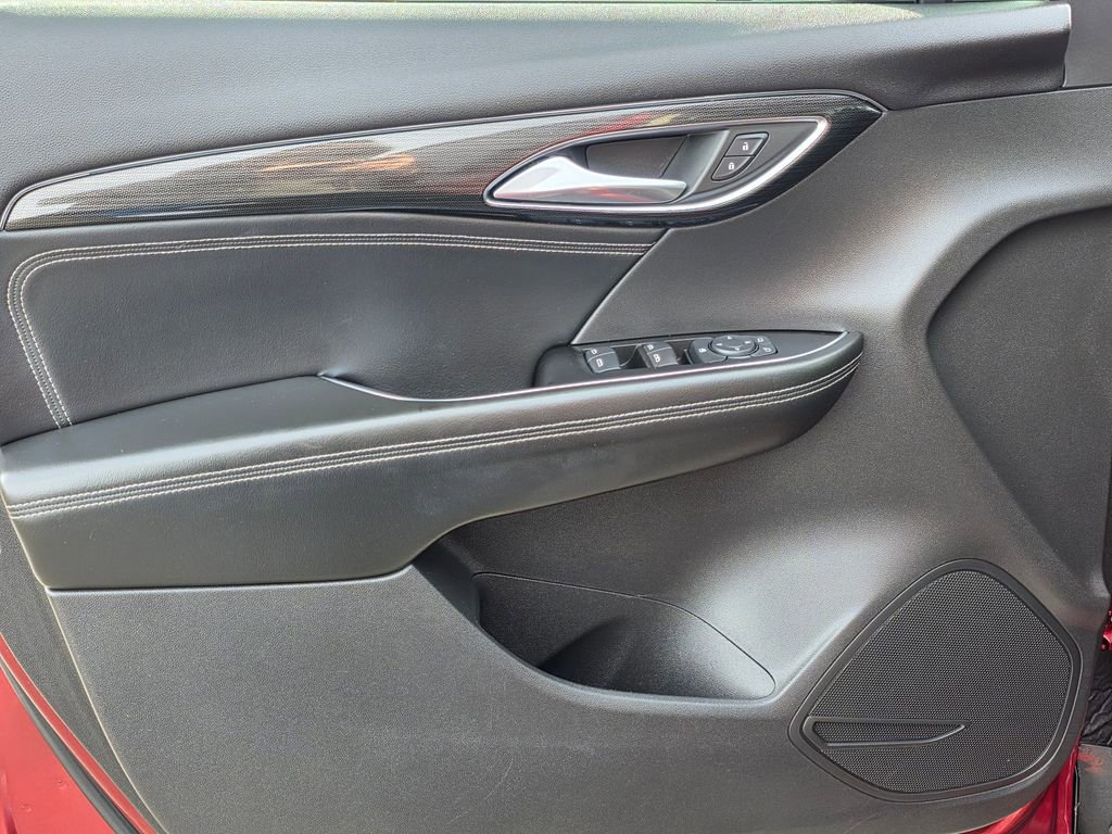 Used 2021 Buick Envision Preferred w/ Sport Touring Package image 12