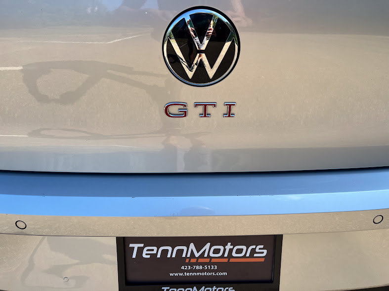 Used 2022 Volkswagen GTI SE FWD image 46