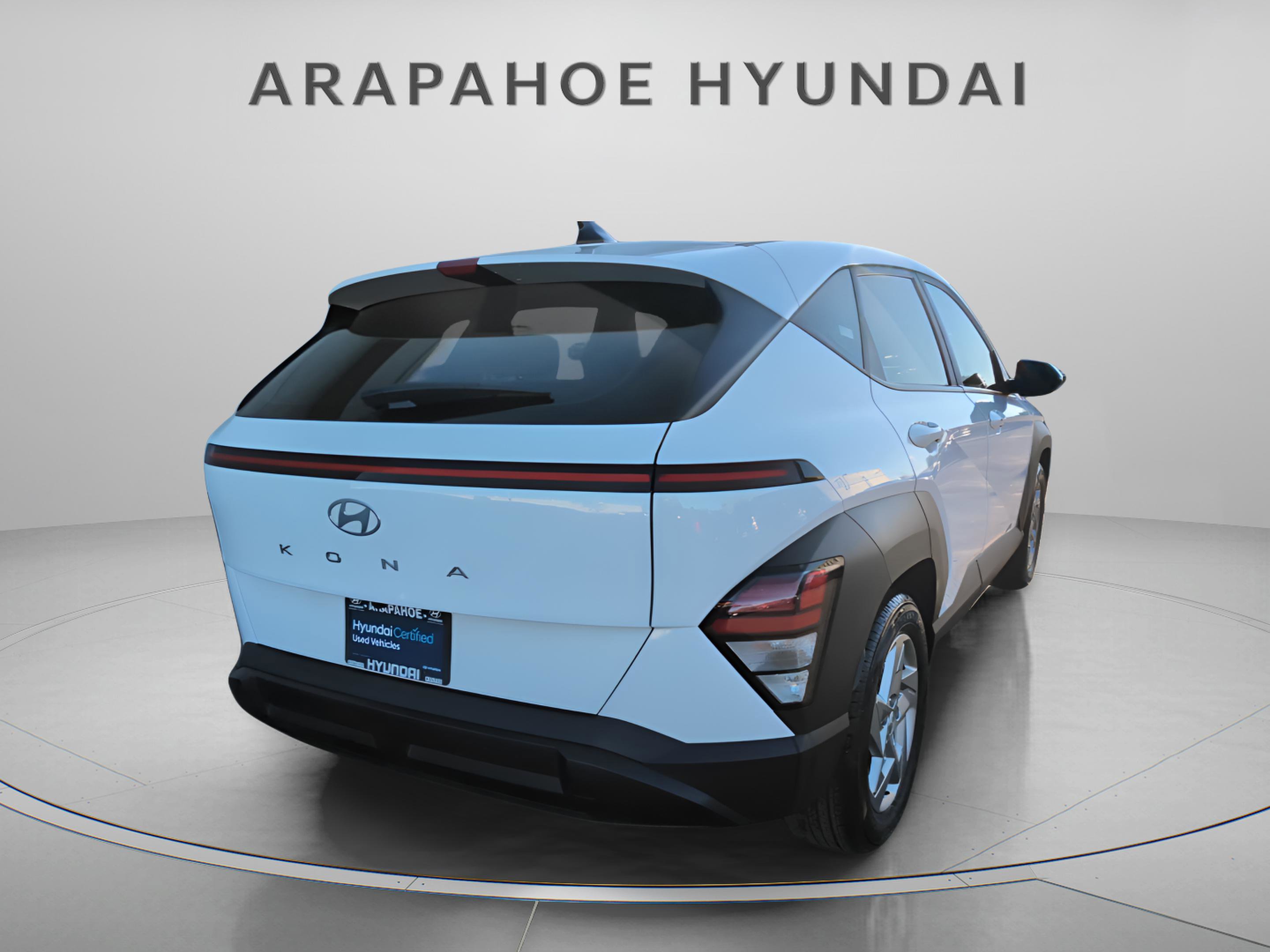 Used 2024 Hyundai Kona SE image 6