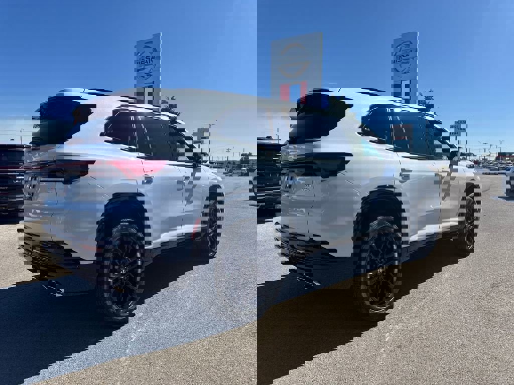 New 2026 Buick Enclave Sport Touring w/ Power Package image 5