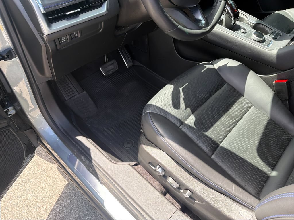 Certified 2024 Cadillac XT4 Sport AWD/4WD image 22