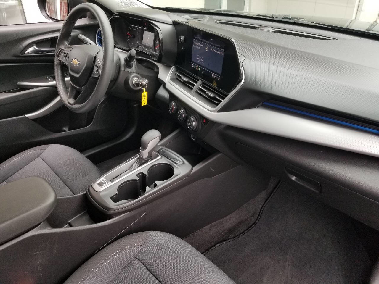 Used 2024 Chevrolet Trax LS FWD image 9