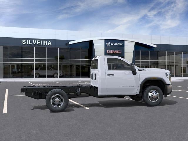 New 2026 GMC Sierra 3500 Pro w/ Convenience Package RWD image 5