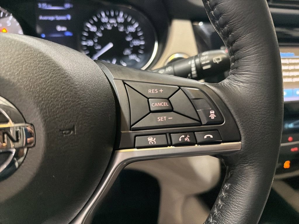 Used 2018 Nissan Rogue Sport SL image 43