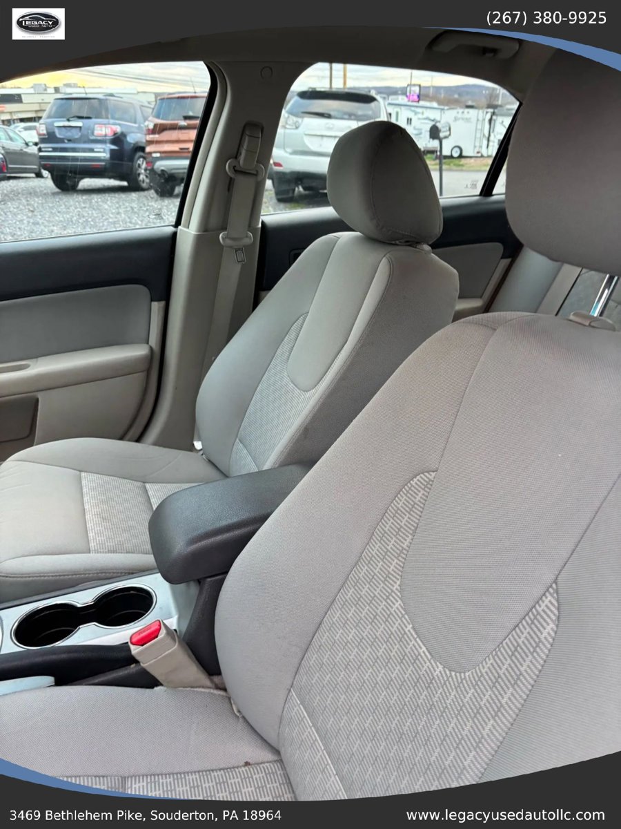 Used 2012 Ford Fusion S FWD image 23