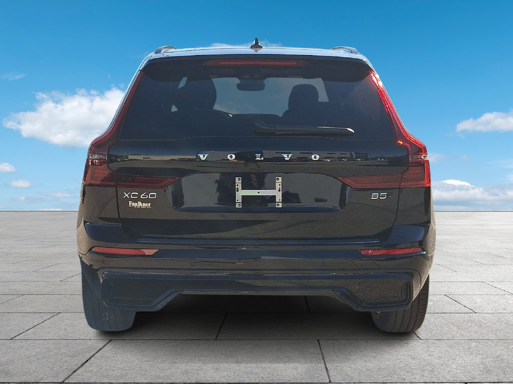 New 2027 Volvo XC60 B5 Plus AWD/4WD image 5