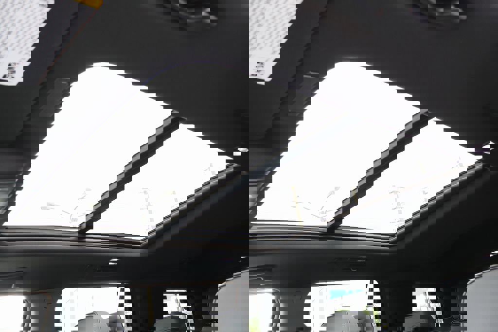 New 2026 GMC Yukon Denali w/ Denali Reserve Package image 21