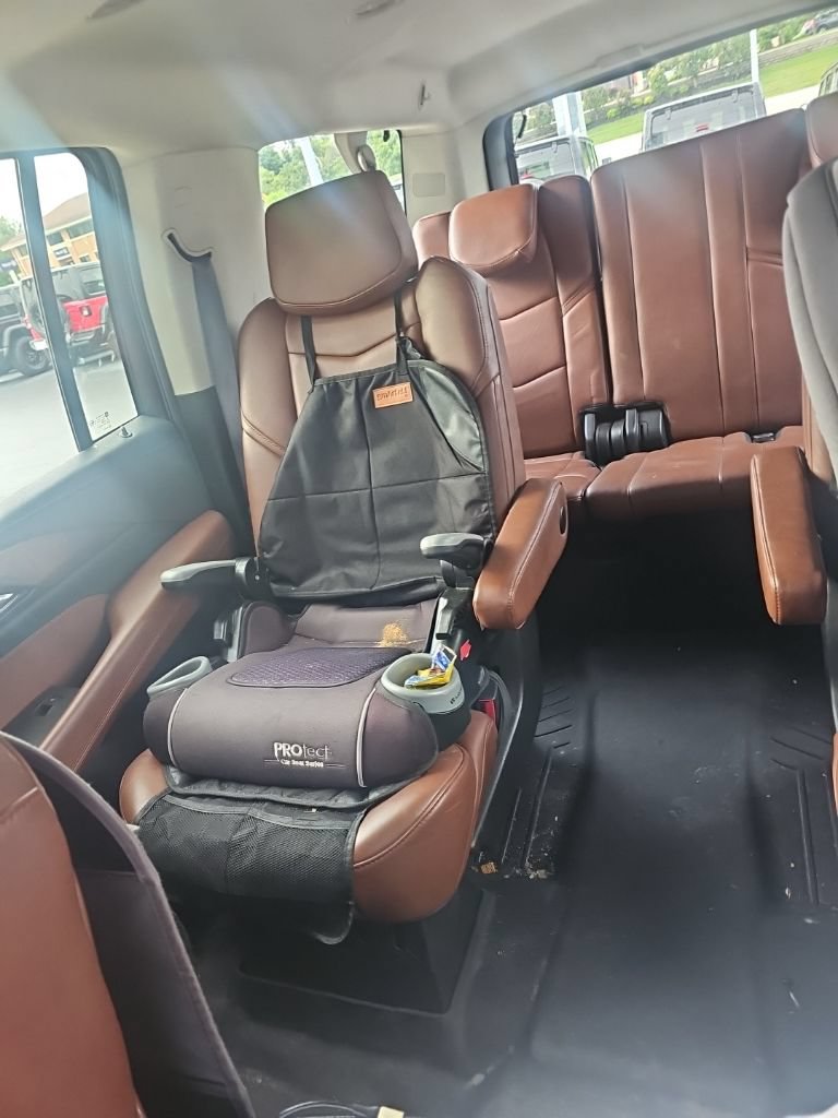 Used 2016 Cadillac Escalade ESV Luxury AWD/4WD image 13