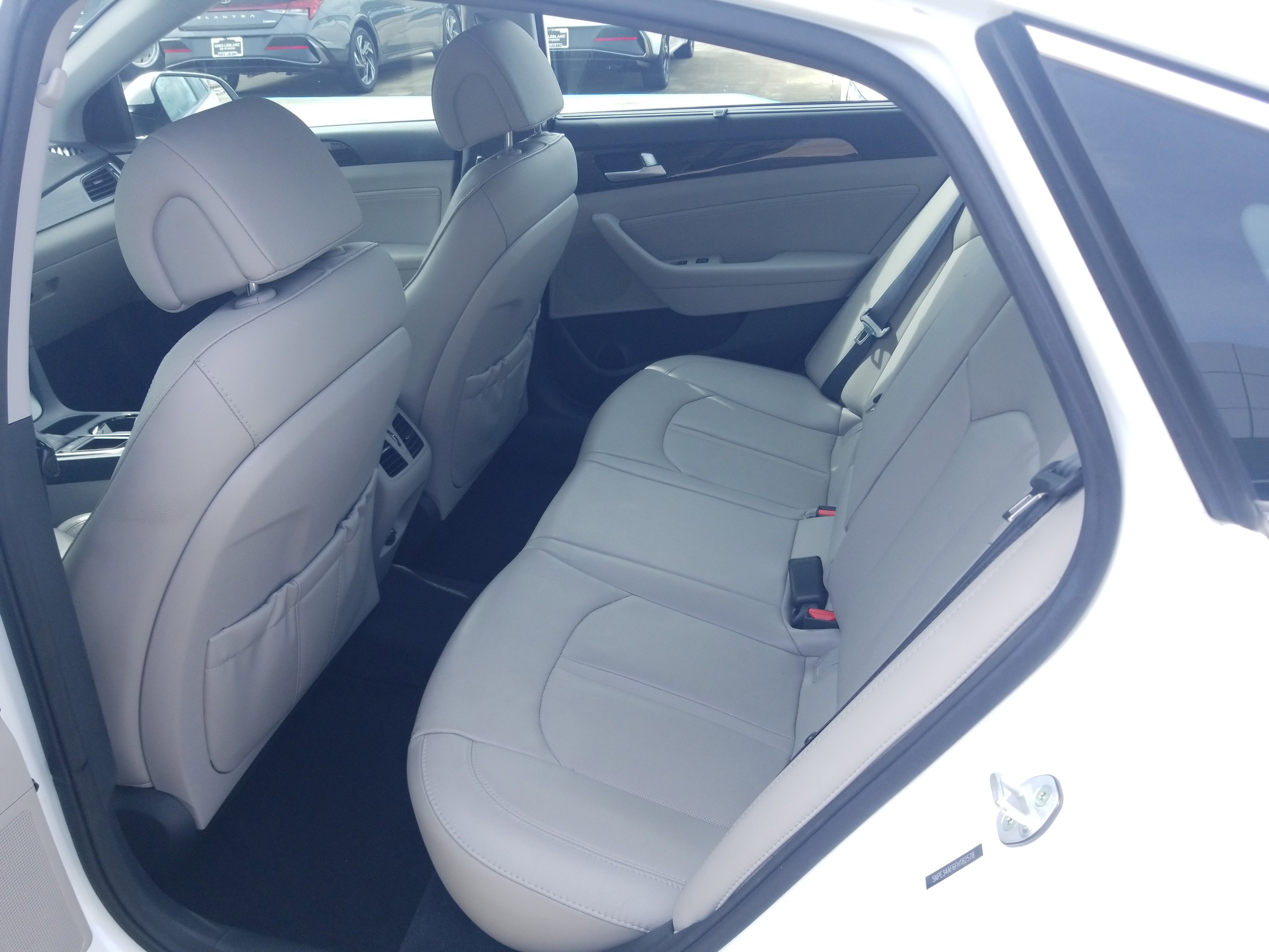 Used 2015 Hyundai Sonata Limited FWD image 12