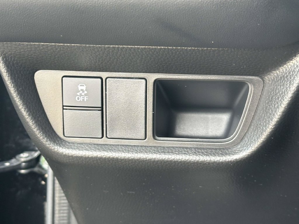 Certified 2025 Honda HR-V EX-L image 17