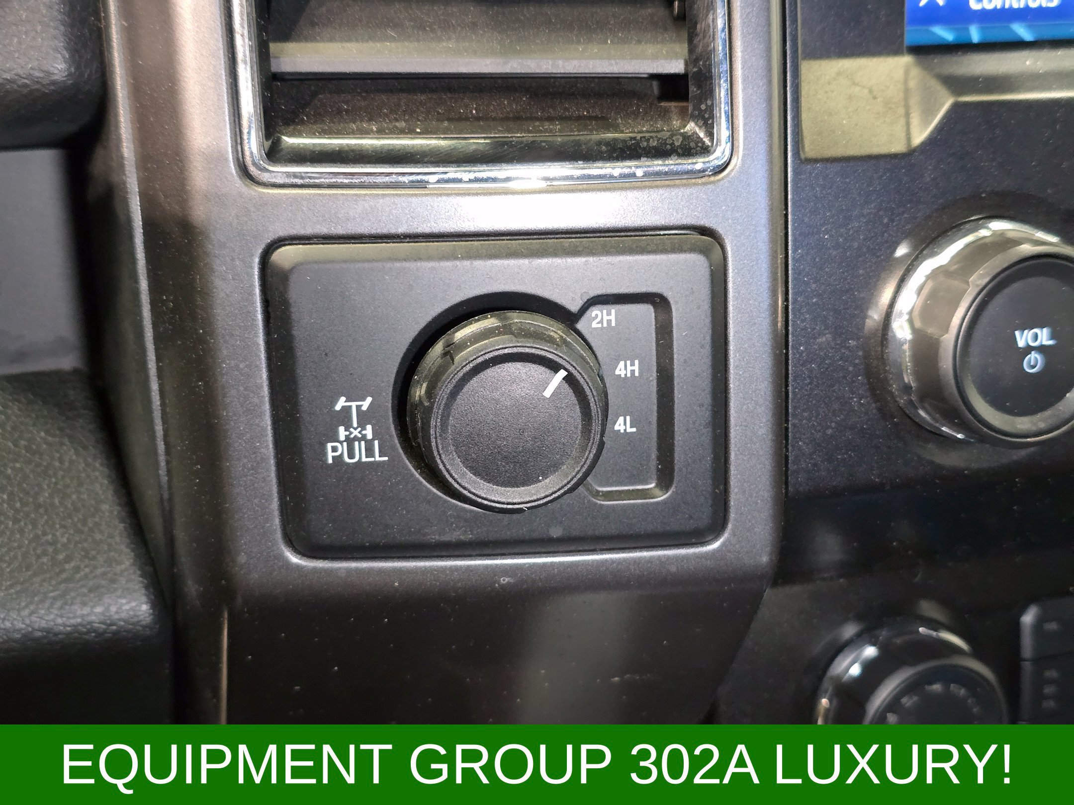Used 2020 Ford F150 XLT w/ Equipment Group 302A Luxury AWD/4WD image 21