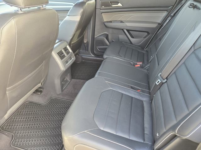 Used 2021 Volkswagen Atlas Cross Sport SEL Premium w/ Cross Sport MDO Package image 32